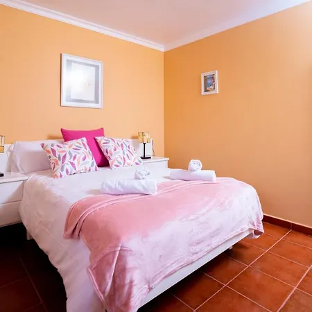 Ines Apartment, Montana La Data דירה *